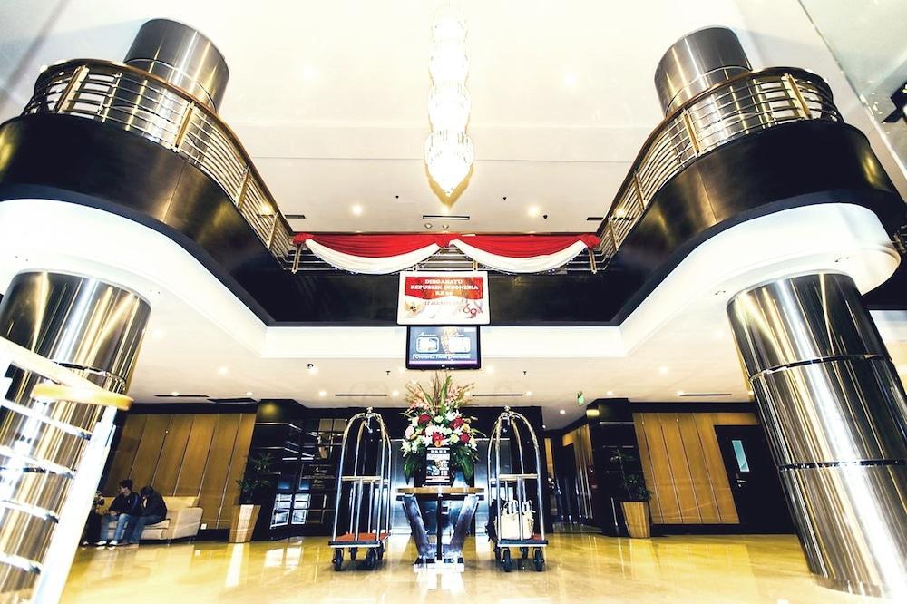 Orchardz Hotel Industri Jakarta Kemayoran Exterior foto