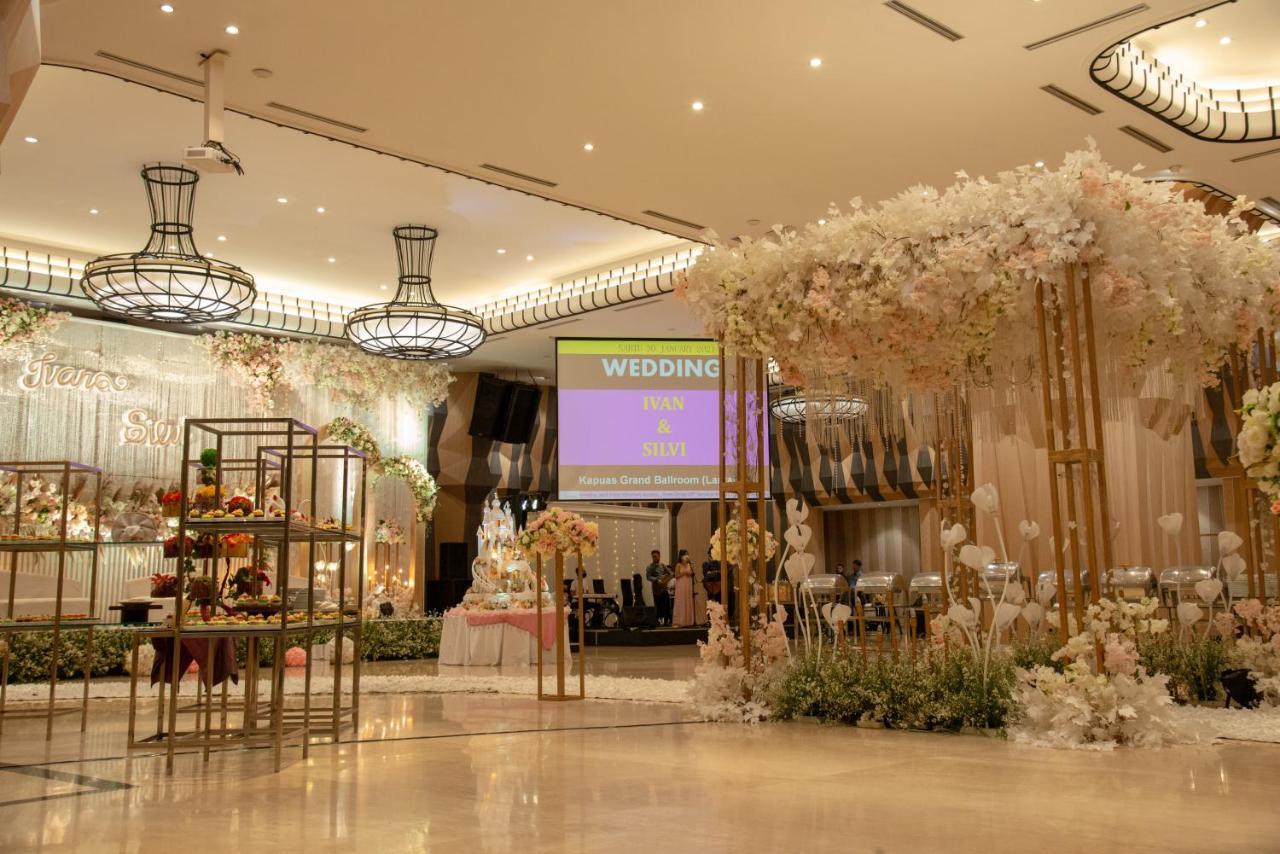 Orchardz Hotel Industri Jakarta Kemayoran Exterior foto