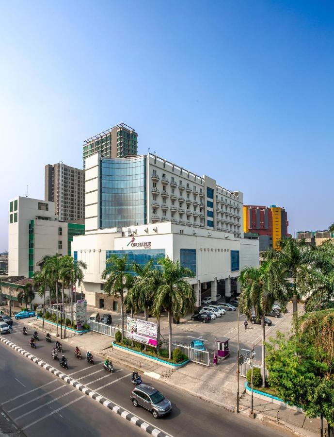 Orchardz Hotel Industri Jakarta Kemayoran Exterior foto