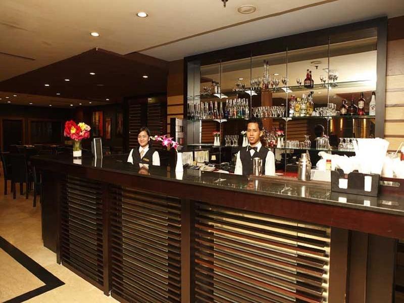Orchardz Hotel Industri Jakarta Kemayoran Exterior foto